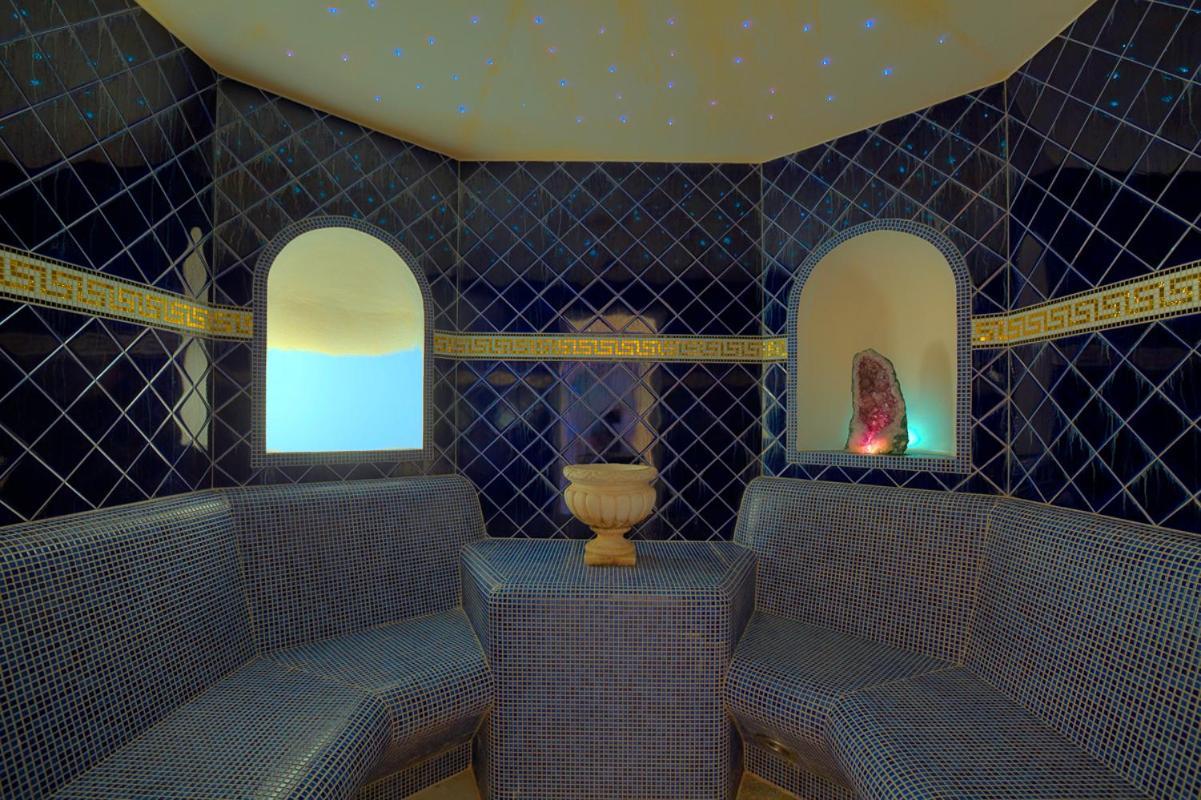 Ciasa La Ro Aparthotel 3*